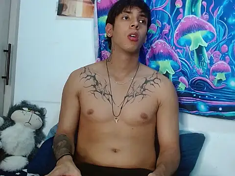 Wolf light online show from January 18, 2026, 12:03 am