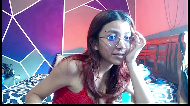 bellota bunny online show from January 13, 2026, 8:25 pm