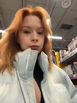  Little Ginger online show from March 9, 2026, 1:09 am