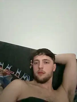 Snapshot of clough03 chatting on March 28, 2026, 4:01 am clough03 online show from March 28, 2026, 4:01 am