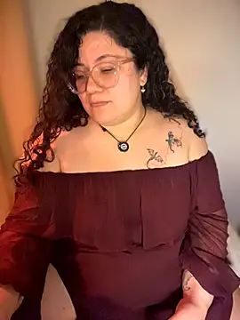 VanesssaMilf  online show from March 19, 2026, 11:20 pm