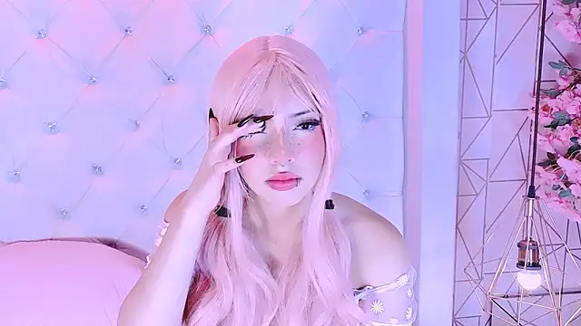 NamiMoon1 online show from February 12, 2026, 1:50 pm