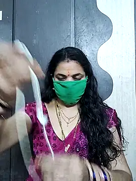 Snapshot of bhavyasri_55 chatting on April 1, 2026, 1:28 am bhavyasri 55 online show from April 1, 2026, 1:28 am