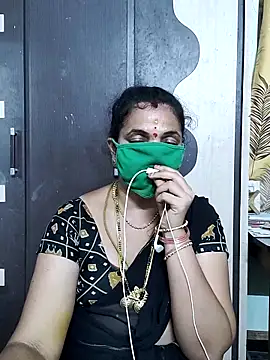 Snapshot of bhavyasri_55 chatting on April 10, 2026, 8:30 am bhavyasri 55 online show from April 10, 2026, 8:30 am