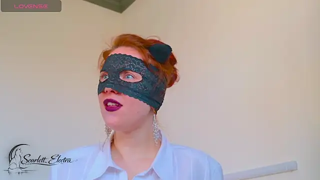 Scarlett Electra online show from April 9, 2026, 2:00 pm