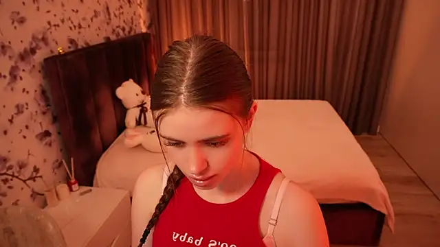 ChloeSpark online show from May 22, 2026, 8:03 pm