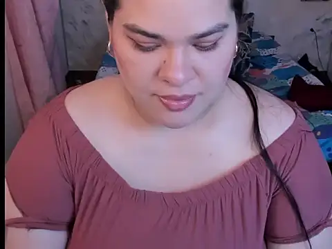 NinaFuentes2X online show from May 9, 2026, 4:17 am