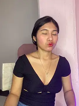 Xaander  online show from February 7, 2026, 7:28 pm