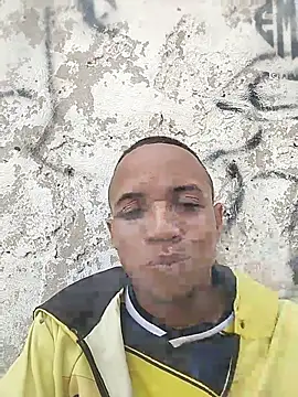 Snapshot of Andreskelly chatting on March 4, 2026, 6:36 pm Andreskelly online show from March 4, 2026, 6:36 pm