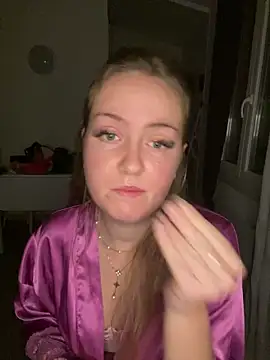 Snapshot of Vikml166 chatting on March 3, 2026, 3:34 am Vikml166 online show from March 3, 2026, 3:34 am