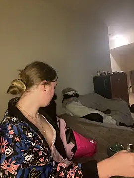 Snapshot of Vikml166 chatting on March 21, 2026, 8:19 am Vikml166 online show from March 21, 2026, 8:19 am