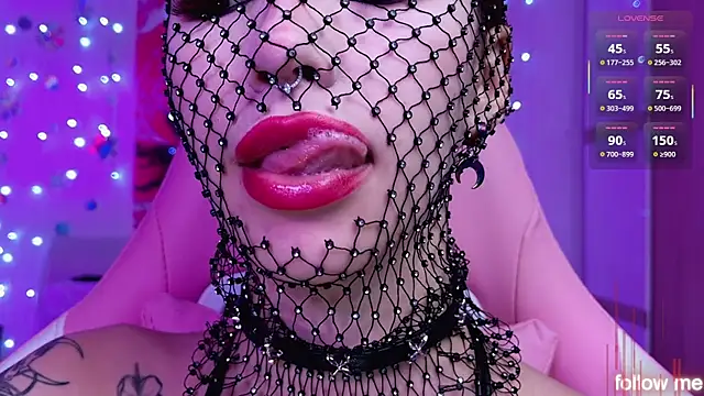 LeylaNoir 02 online show from February 5, 2026, 3:49 pm