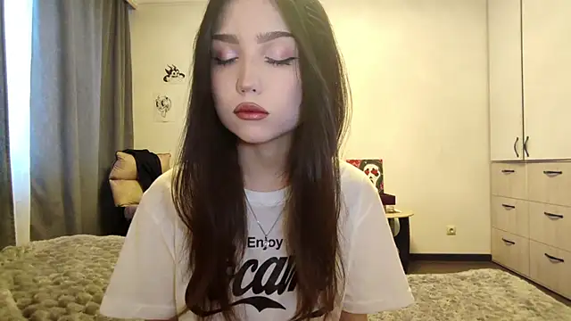 Qwami Amie online show from February 24, 2026, 9:29 am