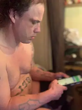 Snapshot of Ldnick69 chatting on April 8, 2026, 5:02 pm Ldnick69 online show from April 8, 2026, 5:02 pm