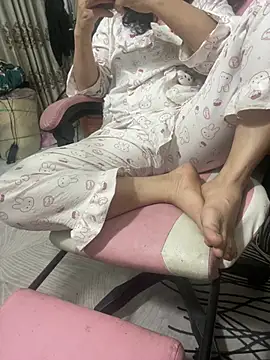 Yumi69 online show from March 14, 2026, 2:44 pm