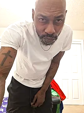 Snapshot of Rizzle9800 chatting on February 18, 2026, 6:53 am Rizzle9800 online show from February 18, 2026, 6:53 am