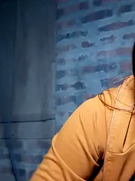 yana-zz online show from March 8, 2026, 6:55 pm