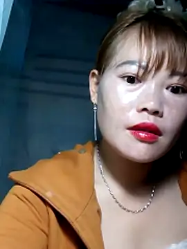 yana-zz online show from April 2, 2026, 5:21 pm