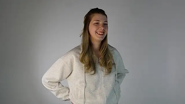 LumiaSolstice online show from March 15, 2026, 2:45 pm