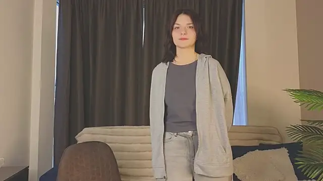 NyraVesperis online show from March 27, 2026, 3:23 pm