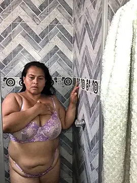 SayMarLuna online show from April 7, 2026, 8:42 pm