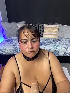 SayMarLuna online show from May 27, 2026, 7:55 pm