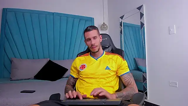 J king   online show from March 26, 2026, 10:26 pm