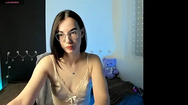 Snapshot of EmmaJacson chatting on February 4, 2026, 4:46 pm EmmaJacson online show from February 4, 2026, 4:46 pm