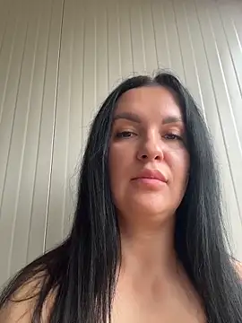 Snapshot of MeganBlueq chatting on March 29, 2026, 12:38 pm MeganBlueq online show from March 29, 2026, 12:38 pm