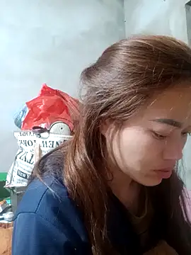 Snapshot of little-effy chatting on March 11, 2026, 11:22 pm little-effy online show from March 11, 2026, 11:22 pm