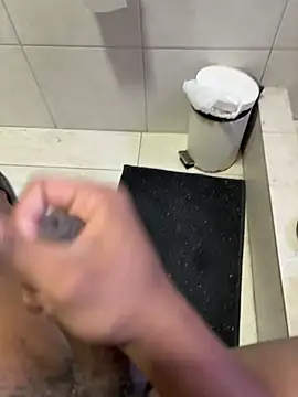 Comeonmyhouse22cm online show from March 3, 2026, 6:03 pm