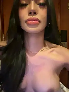 ValeriaDion online show from November 24, 2025, 10:59 am