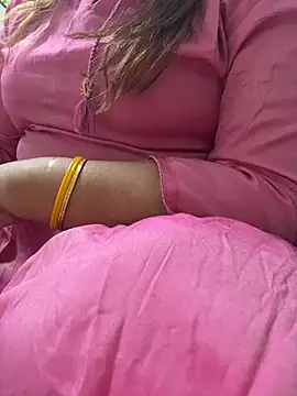 butterflyslay online show from April 1, 2026, 5:30 am