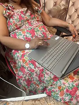 butterflyslay online show from April 16, 2026, 1:01 pm