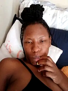 Merveiller online show from December 17, 2025, 12:55 pm