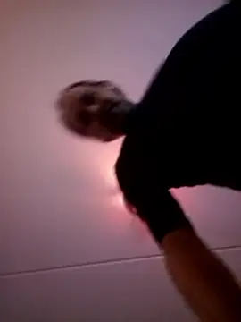 Olivassl22 online show from March 28, 2026, 5:01 pm