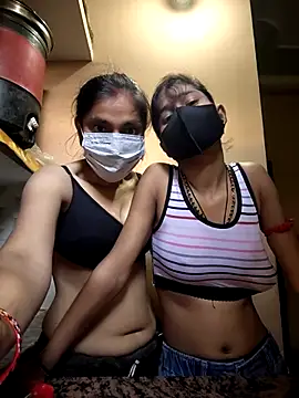 Snapshot of jaanvi-Rani chatting on February 14, 2026, 5:04 am jaanvi-Rani online show from February 14, 2026, 5:04 am