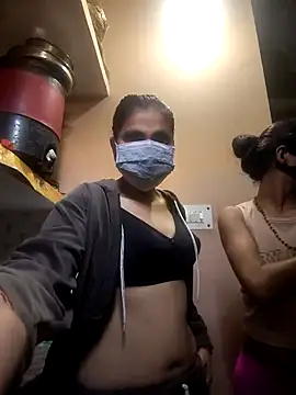 Snapshot of jaanvi-Rani chatting on February 19, 2026, 3:24 am jaanvi-Rani online show from February 19, 2026, 3:24 am