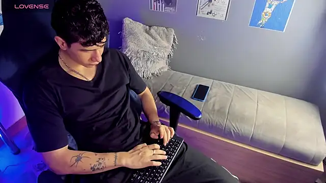 Criss Adams online show from January 11, 2026, 1:54 am