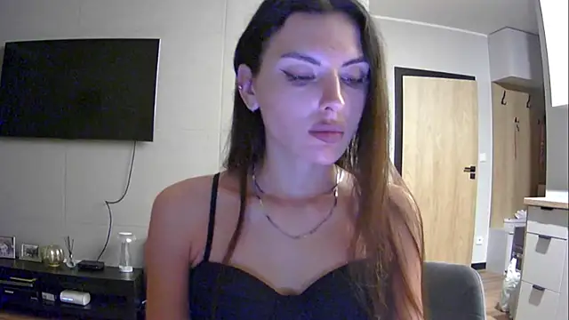 Addisonadore online show from July 15, 2026, 8:58 pm