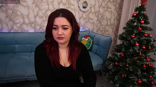 Snapshot of DiamondShadoww chatting on December 16, 2025, 2:44 pm DiamondShadoww online show from December 16, 2025, 2:44 pm