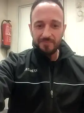 Tonybp84 online show from December 18, 2025, 1:55 am