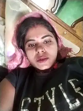 Sexy Rajkumari123 online show from February 17, 2026, 9:28 am