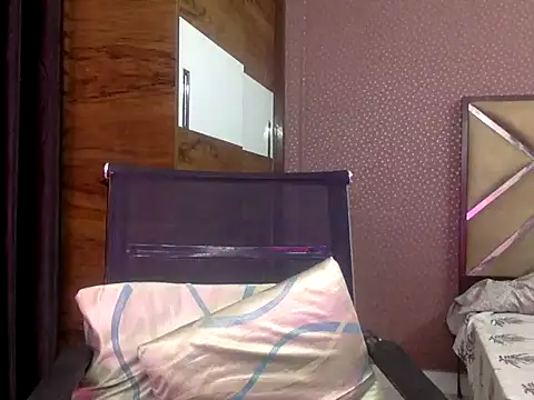 snehaa89 online show from January 7, 2026, 4:48 am