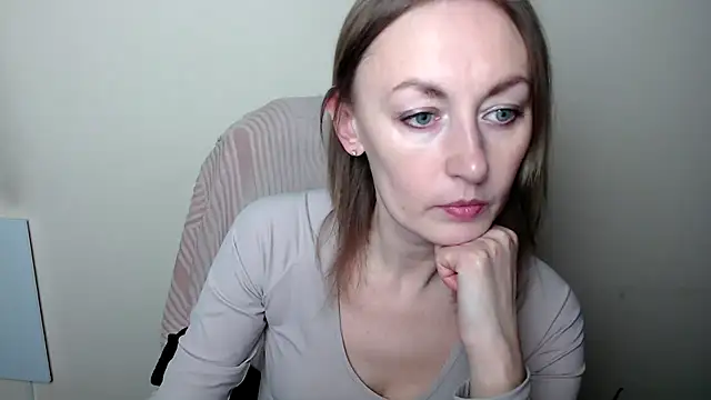 LiaSeass  online show from March 28, 2026, 1:11 pm