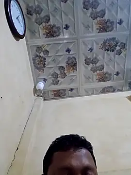 SHARIF12123 online show from December 17, 2025, 12:44 pm