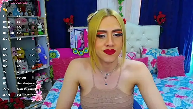 Snapshot of golden_girl01 chatting on July 17, 2026, 6:57 pm golden girl01 online show from July 17, 2026, 6:57 pm