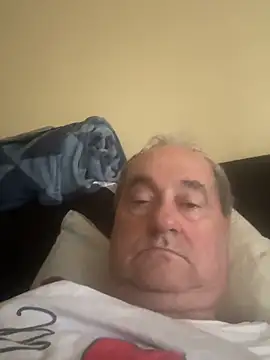 Snapshot of csikar chatting on June 14, 2026, 5:09 am csikar online show from June 14, 2026, 5:09 am