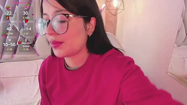 Lovely-martina online show from February 6, 2026, 1:03 pm