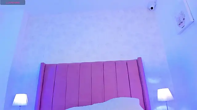 Yuliana-ambell online show from March 14, 2026, 8:03 pm